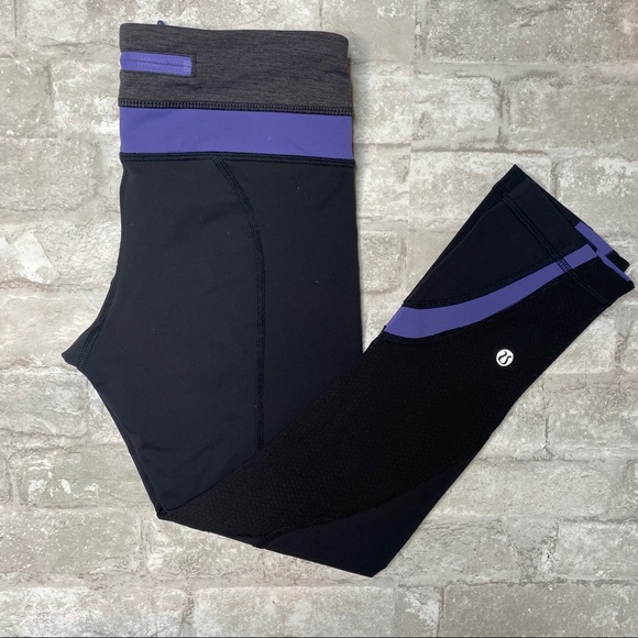 lululemon athletica Pants - Lululemon Run: Inspire Crop II - Size 4